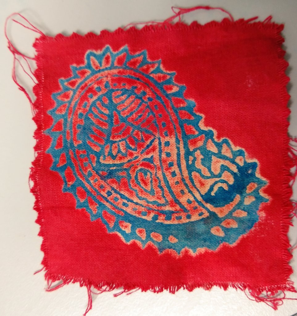 AnitaQuye's tweet photo. Looking for FREE hands-on colour therapy? Come print gorgeous Turkey red patterns inspired by @UofGlasgowASC collections with Dr Shahid @LightFasTR @MSCActions @mshahid96 @UofGArts @UofGCulture and @ClaireTMcDade @UofGlasgow >>> Sat 2 Mar, 10-12 noon, Dumbarton Library <<< https://t.co/CeZ7b4xeBI