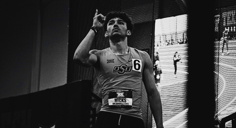 ashtonhicks15's tweet photo. My idols turned into rivals.🌹 https://t.co/GBLRdP4yY4