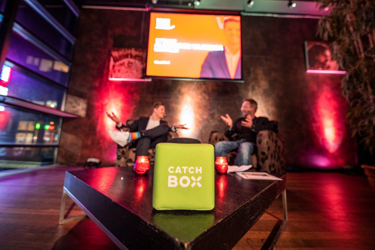 saxioncvo's tweet photo. 1e editie Route Suc6 van 2019 is van start met @berteeftink, en @alexanderwij van @watermelon
#catchbox #routesuc6 #ondernemer #inspiratie #startup #succesverhaal #routenaarsucces #muziekcafé #enschede https://t.co/dd4GxFcK7Y