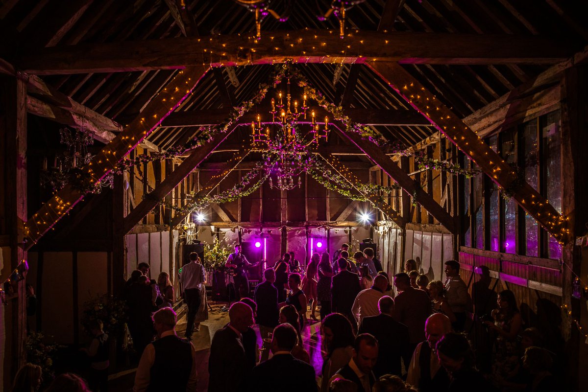 GoCommandoBand's tweet photo. Go Commando Top Tip 🤓📣
Try to book a venue that keeps everything in the same room!!

Guests have a tendency to spread out far and wide if they can,
try to find somewhere with a bar in the same room to guarantee an amazing party 😎 🥂 https://t.co/ZmFWIIaud8