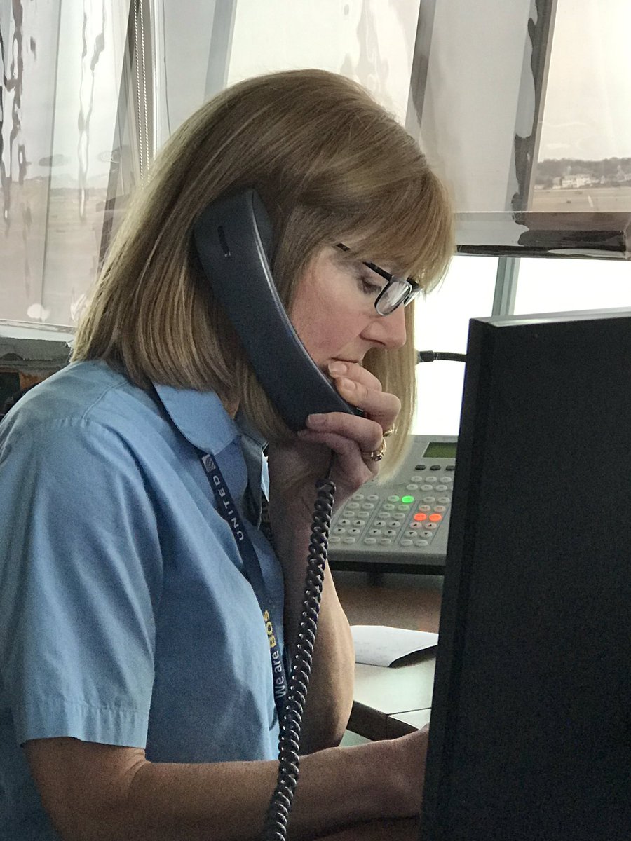 UA Consistency Team visiting BOS. Observing Heidi doing a wonderful job in the SOC ensuring everyone is kept updated and focused. @EMcCUA @KevinSummerlin5 @BsquaredUA @JMRoitman @weareunited @fiona_kiesel