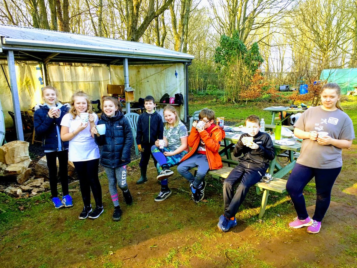 GlenburnPrimary's tweet image. Some of our P6 and P7 pupils starting their RSPB Wild Challenge Bronze Award at Troon Allotments. #rspbwildchallenge #rspb