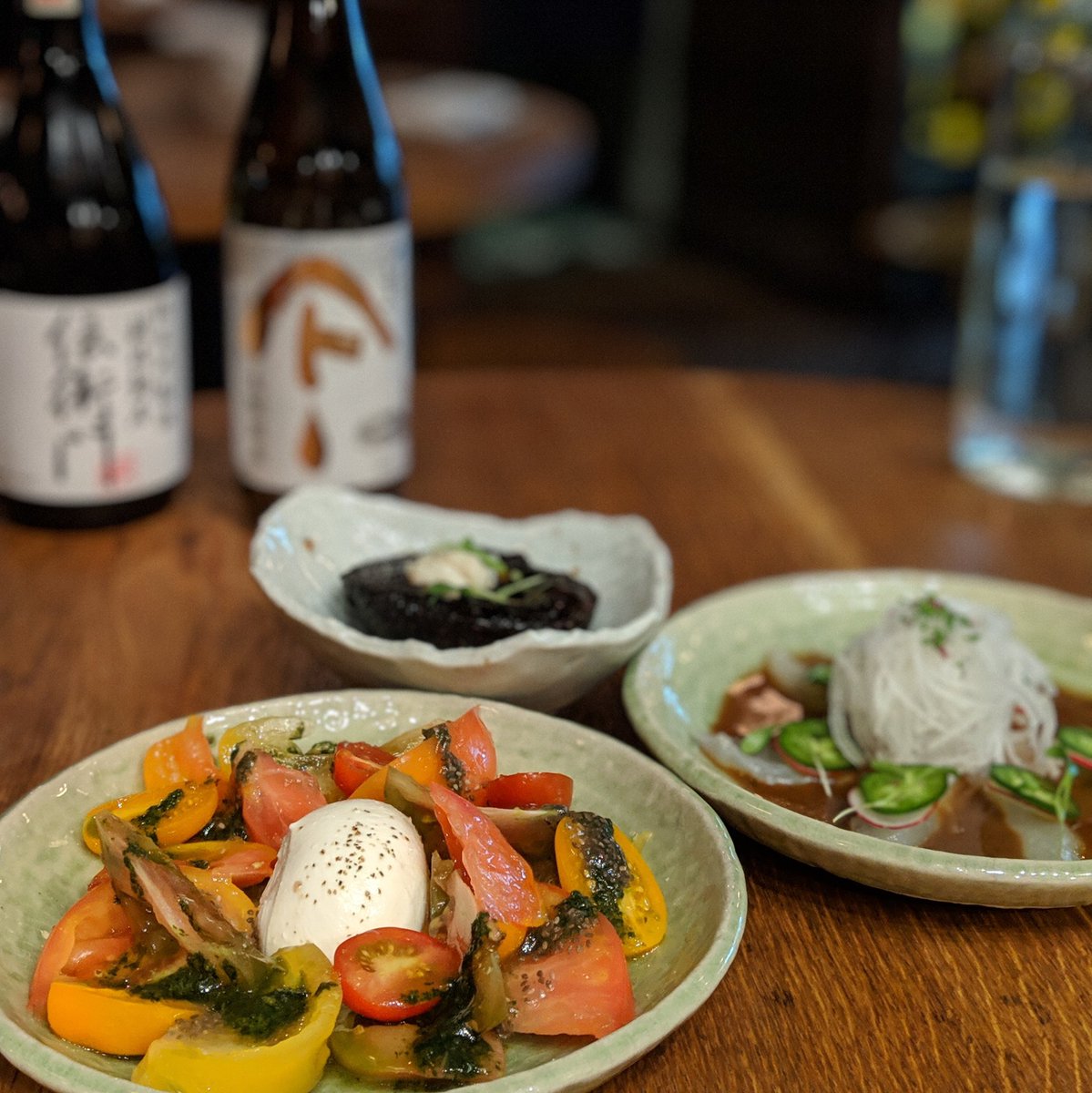 Bebbrell's tweet photo. Seriously good food we experienced in New York. Flavours were a long way from Japanese... But we still paired them with sake for #SakeWeek #Ad
Have a watch... https://t.co/lkEJ8XKRUm https://t.co/0yxtzQ8KEO