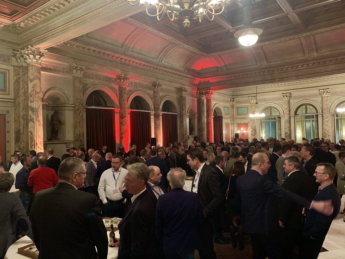 hunkelerag's tweet image. Cosy end to an exciting afternoon at the DOXNET on site. #DOXNET #HID19