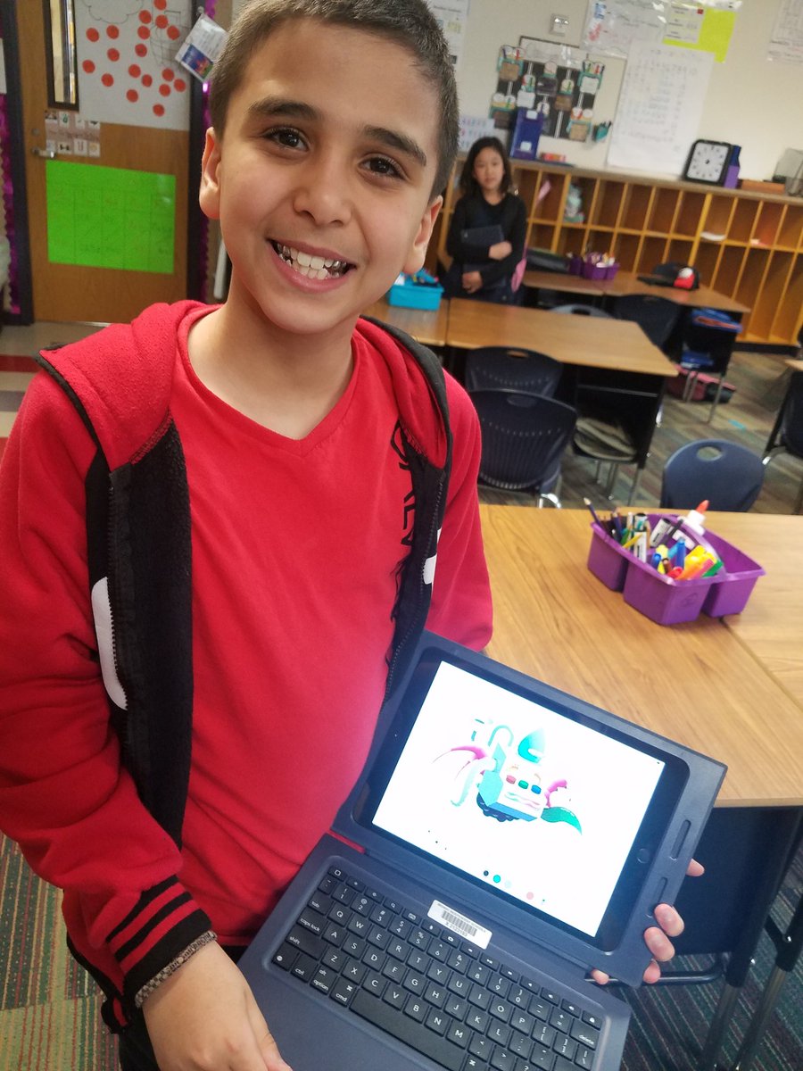 MrsPruenteCCE's tweet image. Loooong day,  but so worth it. 
Early morning math groups before school,  and coding club after school, love these kids,  they are hard workers! 
@CastlemanCreek
#codingatthecastle 
#weloveourccekids 
#thisismidway 
#thisiscce 
@SwiftPlayground 
#codemachine