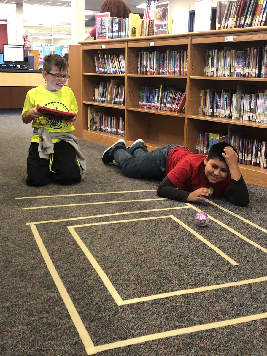 TheFort_FW's tweet photo. #ClubCreative kids at #CeRoars explored different mazes with @Sphero this afternoon!  (1/2)

#CastleberryIsd #Sphero @SpheroEdu #STEM #OST #AfterSchool #CisdOst @faulknerr @Littleagg @CassieJanda https://t.co/OPGNMGHo6g