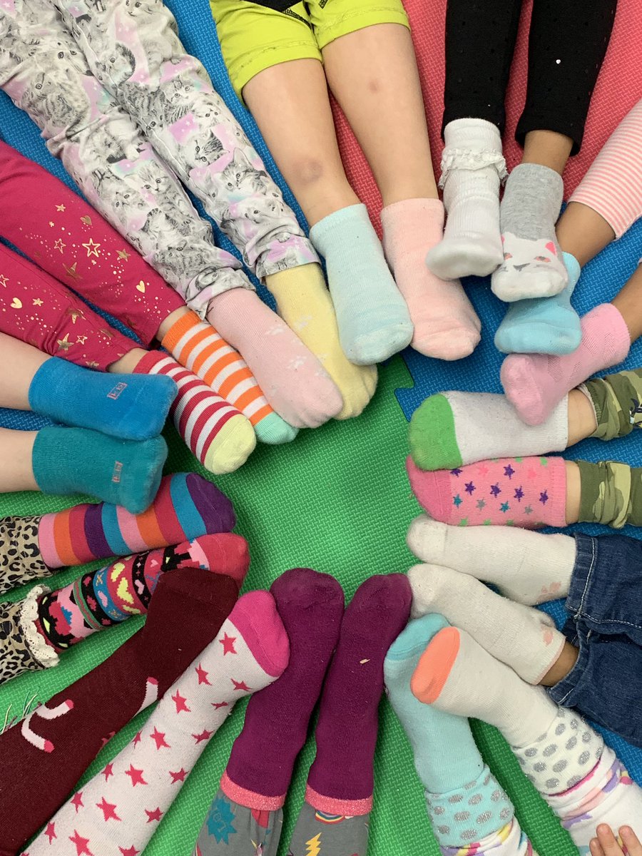 laura_teague's tweet photo. Wacky feet for Wacky Wednesday! https://t.co/88C2IgAPpZ