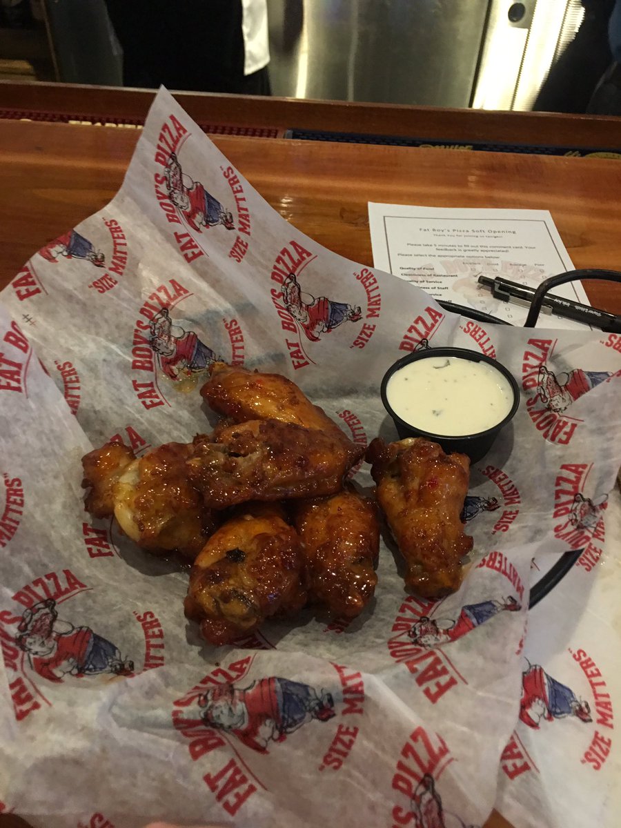CoachBMerritt's tweet photo. Came down to Metairie Louisiana for my guy Gabe Corchiani‘s opening of his new restaurant Fat Boy’s Pizza. Gabe coached Wayde Sims in AAU when he was younger, my order number for my food at random was....#44! He’s looking down #GeauxTigahs https://t.co/EwNbYoDCPs