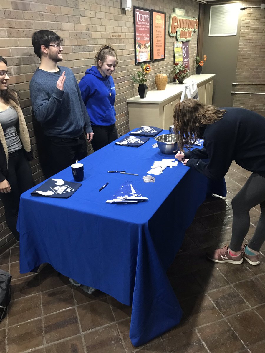 Notes of encouragement are flying in Governors at NRHH’s Peer Recognition event!