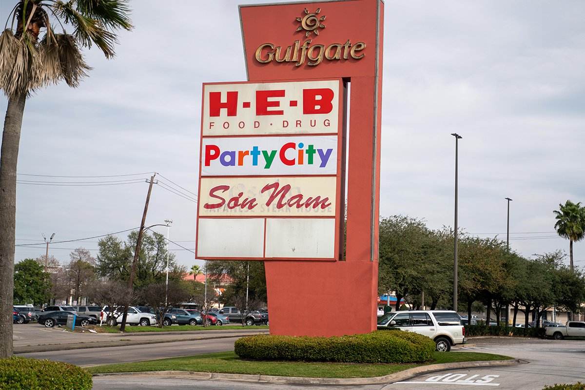 National Signs on Twitter "Watch out I45! Since 1956, Gulfgate Mall