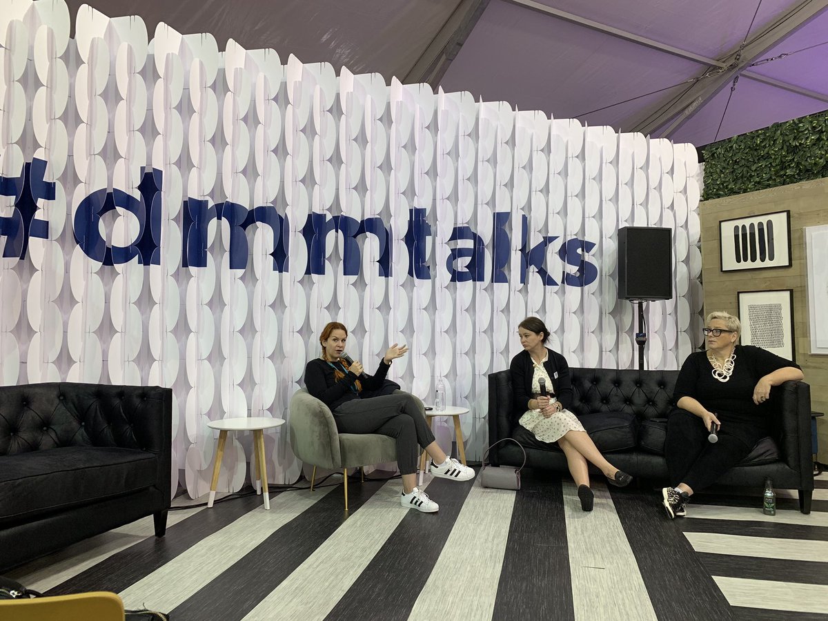 tweet_daniellek's tweet photo. @KBtribechat @DODbyBrownWood @KBIS Loved the @Modenus @designmilk #dmmlounge conversations! Amazing talks about innovations and trends in design, technology, business, social media and more! #Control4 #KBIS2019 #smarthome #technology #designthinking #kbis #nkba #Kbtribechat https://t.co/mYb9oorUuS