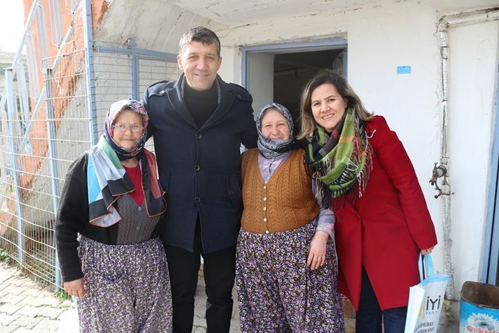iyiparti45mns's tweet photo. Baskıyla, kavgayla değil
Hoşgörü ve sevgiyle geliyoruz.
Milletin Adayı, Köprübaşı Belediye Başkan Adayımız Fatih Taşlı, Kemhallı mahallemizi ziyaret ederek istek ve sorunlarını dinledi.
#MilletinAdayı #FatihTaşlı #KöprübaşınınBaşkanı #MartınSonuBahar #Geliyoruz #Köprübaşı #Borlu https://t.co/h317E2DZG8