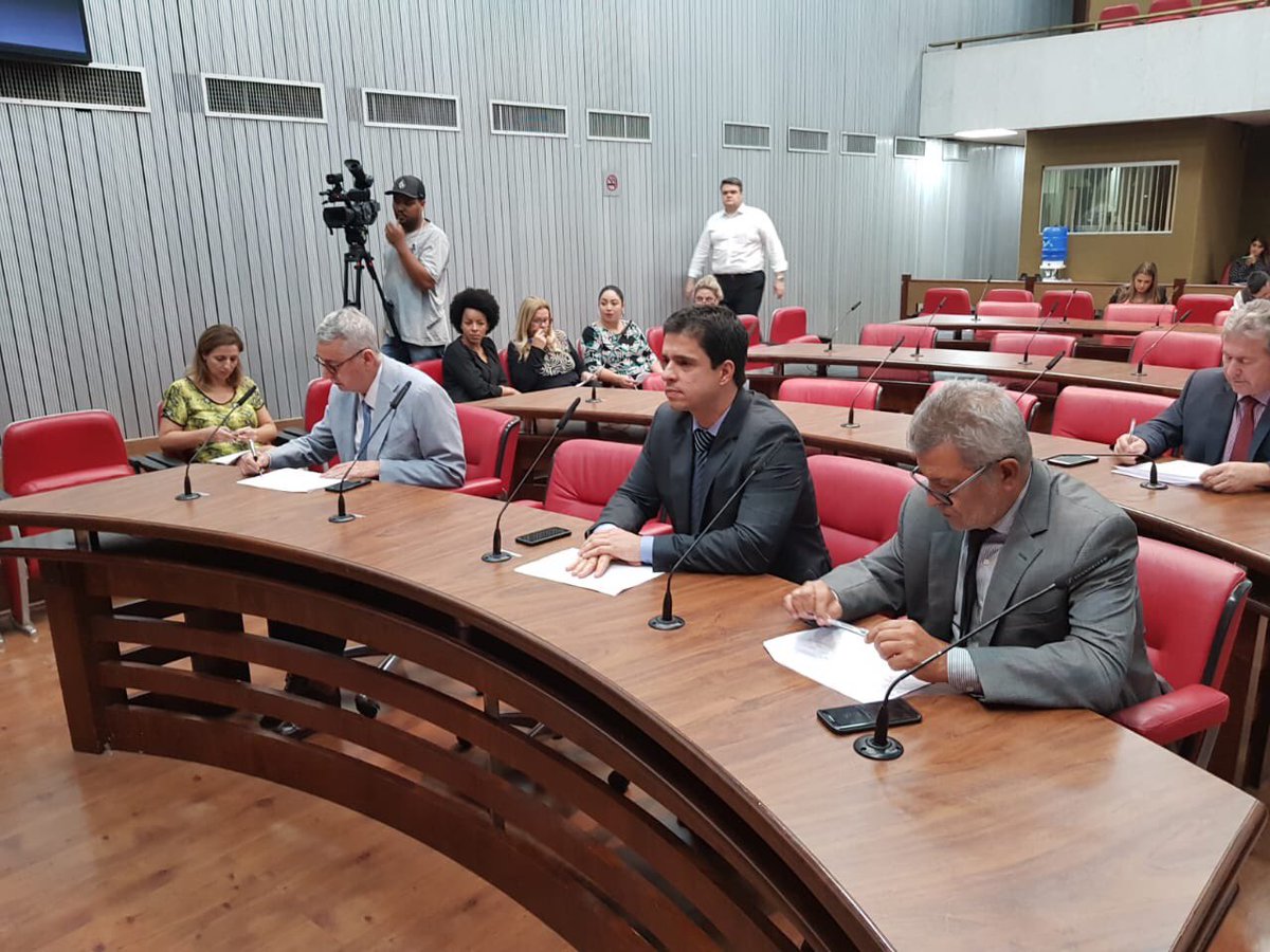 helionishimoto's tweet photo. Presidi hoje, minha última reunião como presidente da Com. de Ass. Desp. da @AssembleiaSP. Acredito no esporte como uma importante ferramenta para transformar a vida das pessoas. Foi uma satisfação ter comandado esta importante comissão na Assembleia. 
#HélioNishimoto https://t.co/WF6aABCnat