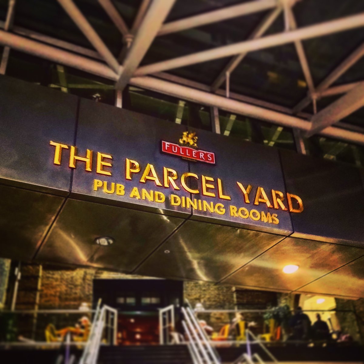 theplaneworks's tweet image. On way out of town, interesting day representing @astigansbrain to @InmarsatGlobal Thanks for the opportunity to present @e2Euk 👍 #planework #HAPS