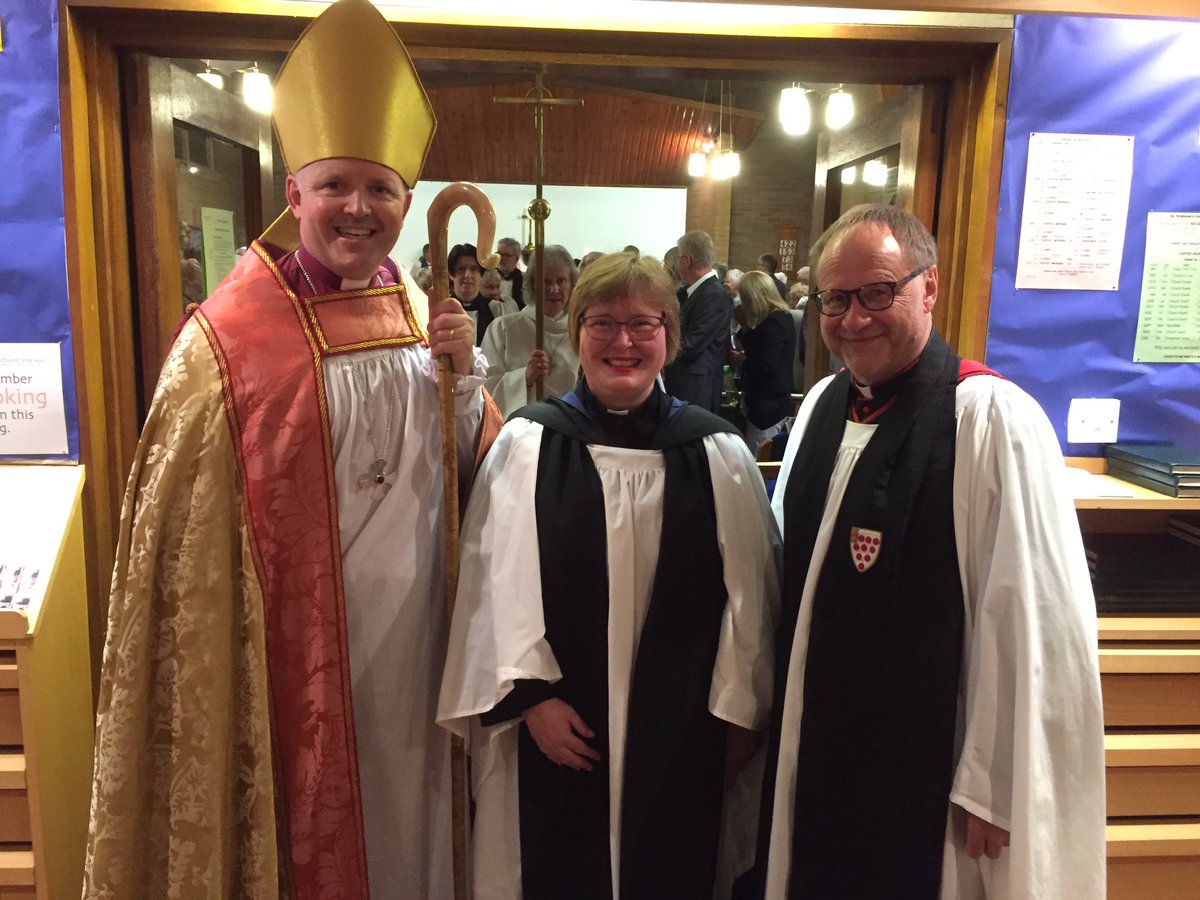 bishopnorwich's tweet photo. Good to plug @NorthallSarah into St Wulstan’s Worcester. A fabulous community who make salt and increase the wattage of life as God’s Kingdom People in @CofEWorcester https://t.co/fMinrsFgak