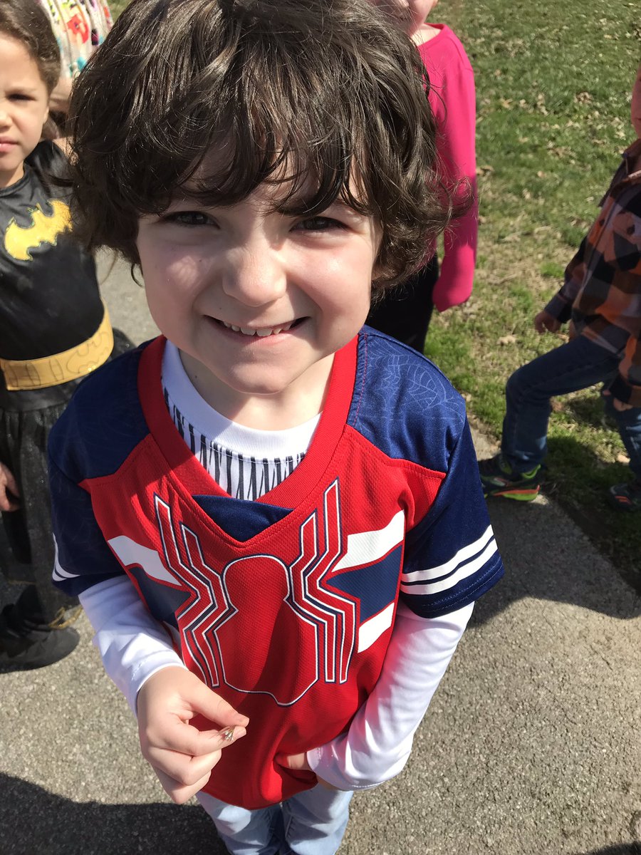 KCS_Johnson's tweet photo. Celebrating @KCS_Johnson @KCS_District #readacrossamerica2019 https://t.co/0LMRmYRjXG