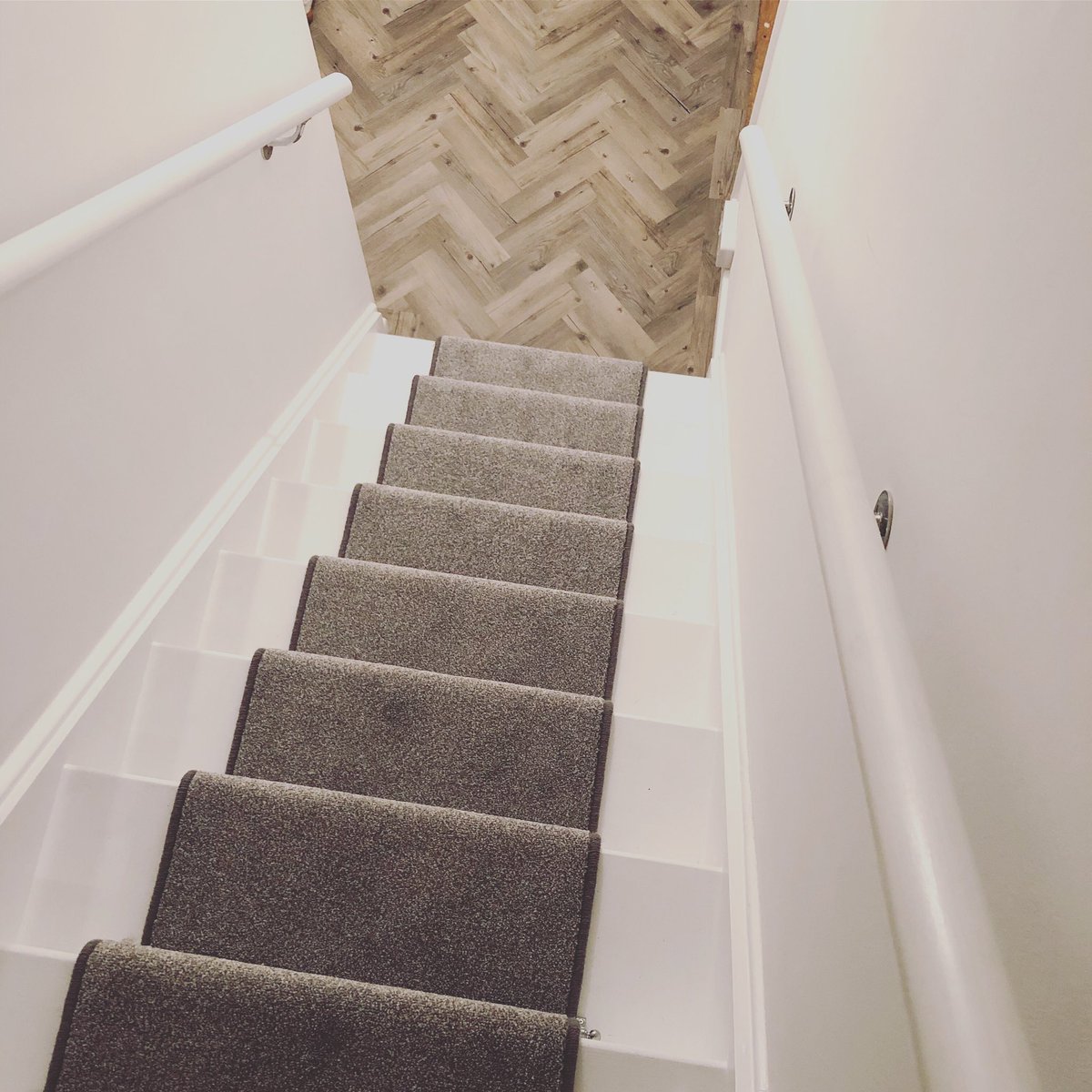 DEvansflooring's tweet photo. Another stair runner and herringbone combo make a great feature. https://t.co/M8A8ADTJHH