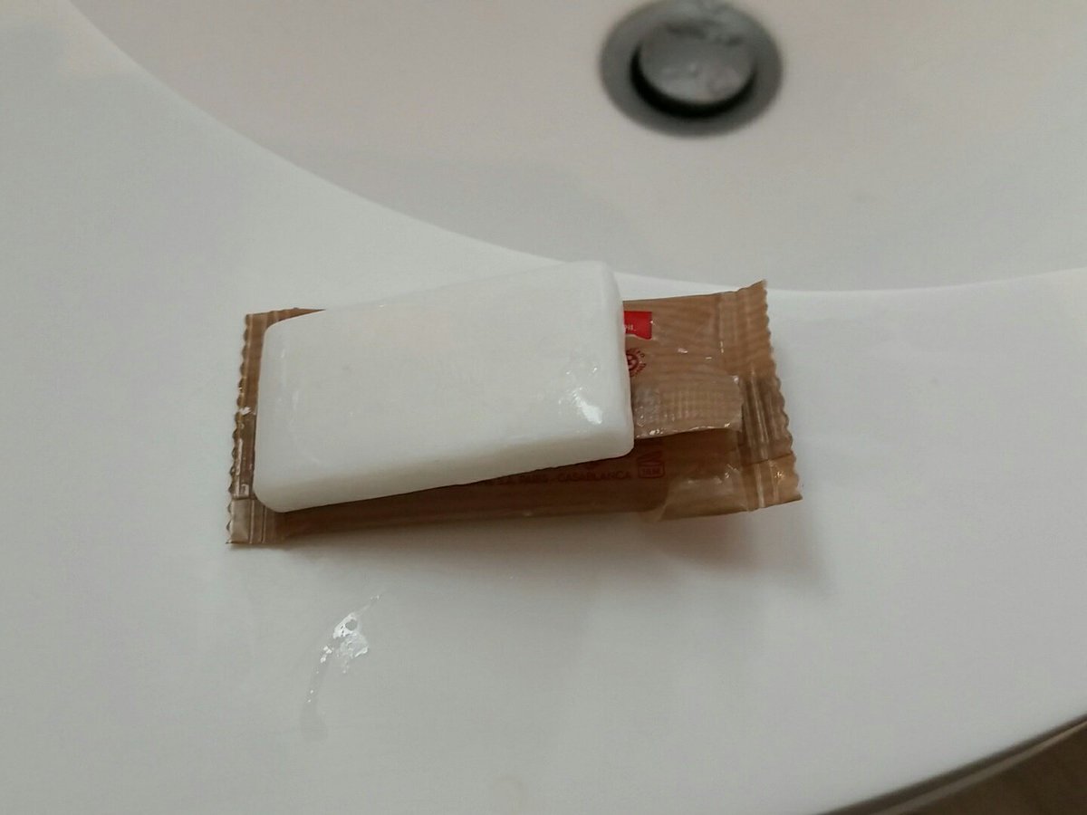 PabBout's tweet photo. #zerowaste #zerodechet I stay in a hotel for 2 nights.  Yesterday I had a wrapped soap that I just used to wash my hands. When I come back to my room tonight, I got a new one! !! 

How is it still possible to waste soap and packaging so easily to a so large scale? https://t.co/Qn4AB9QZJB