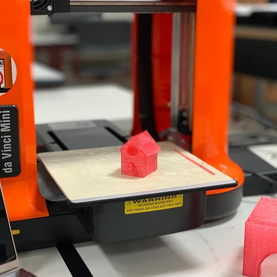 LearningTechDNS's tweet photo. Plan, design and.. PRINT!! 

#GraphicDesign
#3dprinting 
#sketchup 
#davincimini
#creativity 
@SketchUp 
@Riham13970247 https://t.co/IaWQvP88F5