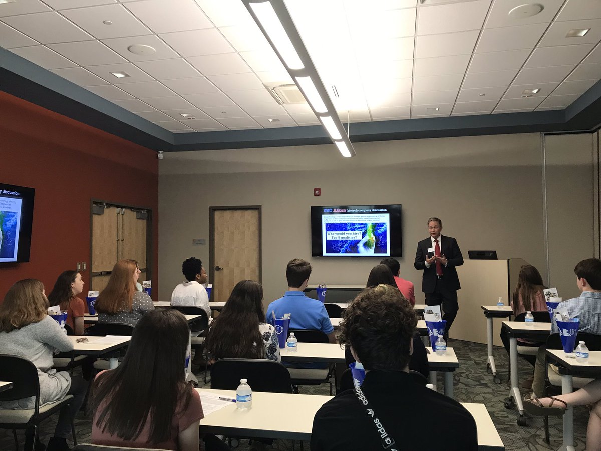 samradford16's tweet photo. And now, Dr. Timmons from USCA. What an opportunity for these Aiken County sophomores 😃💯 #JLAC https://t.co/y5Xt6VueQW