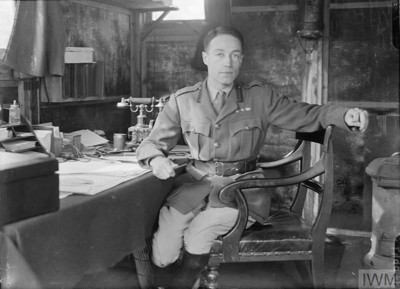 JoMirzoeff's tweet photo. More @PhilipSassoon this time from the wonderful Ernest Brooks collection at the Imperial War Museum. Here's Philip working at the Western Front - such a handsome chap!  © IWM (Q 3647) © IWM (Q 23639) https://t.co/aR5HwsjdF7