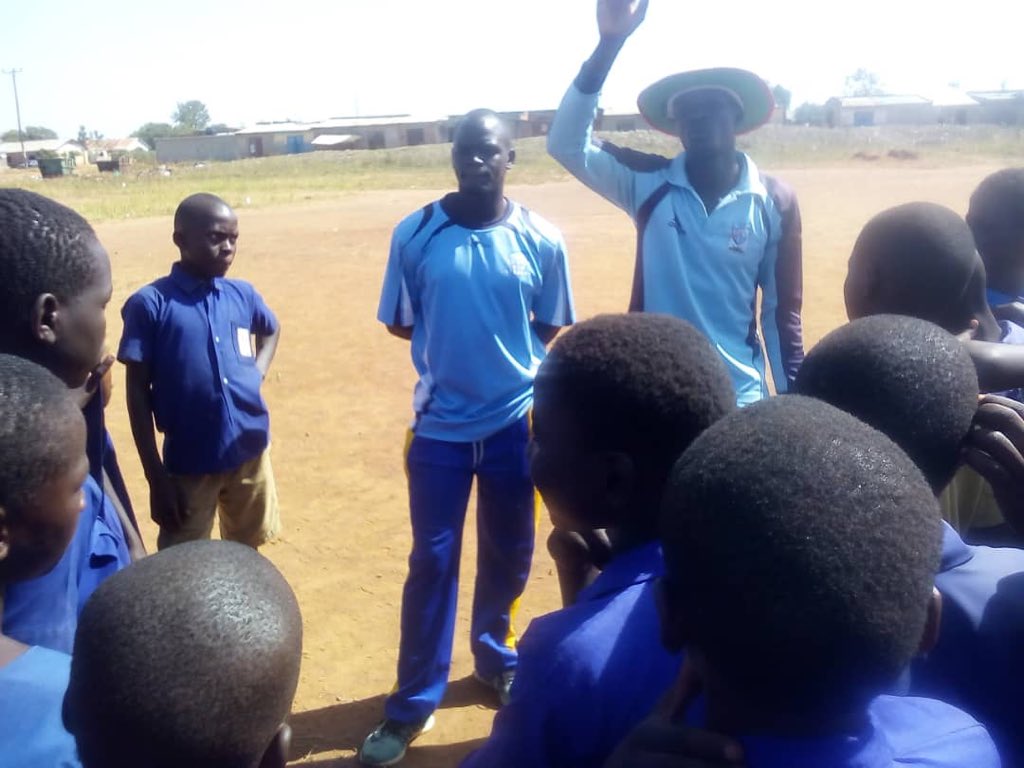 Fielding drills!
Nakatunya primary school init with their coaches earlier today.
#nurturingtalent 
#sca #buildingdreams @CricketUganda @ICC @CWBglobal @FundChance