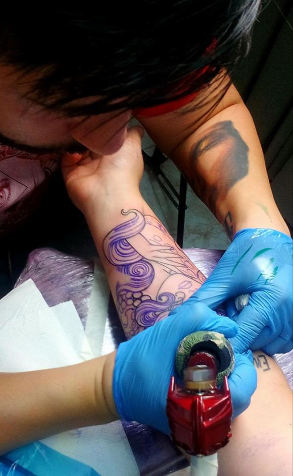JennSimlish's tweet photo. Facebook me recuerda esto:
Ahora tengo mono.
Mucho 😭😭
#inkmom #tattoo https://t.co/BlZ8hOYNZg