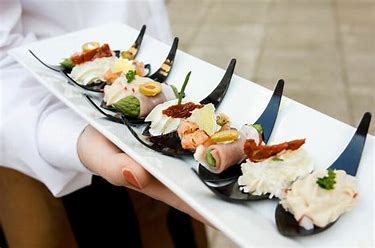 etiquettesense's tweet image. The most common ways to serve hors d’oeuvres are:

     Buffet Style
          Self-served

     Butler Style
          Servers offer hors d’oeuvres, usually on a tray, to the guests 

#senseofetiquette #hordoeuvres #buffetstyle #butlerstyle #selfserved #servers #tray #guests