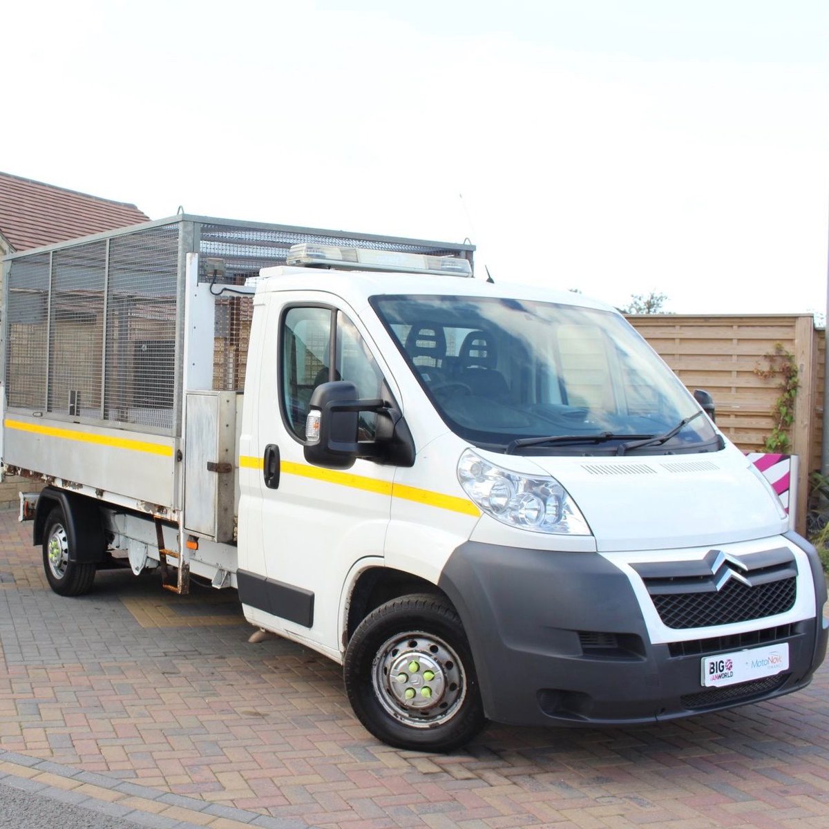 BigVanWorld's tweet photo. We have an array of used Citroen Relays currently in stock, all of which can be reserved online or by calling us on 01793 751866! #bigvanworld #usedvans #citroenrelay

👉 https://t.co/bXODNBkgSn https://t.co/y8h8SMlReD