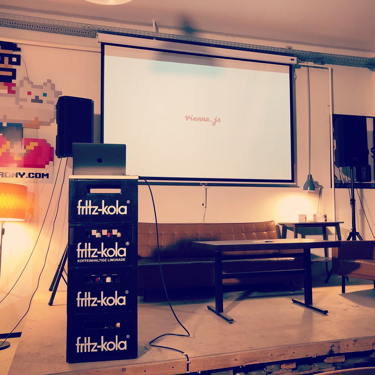 devcafee's tweet photo. Maybe you should join the next @viennajs @meetup? #javascript #javascriptdeveloper #vienna #programmerslife💻 https://t.co/z7QrNtiQTm