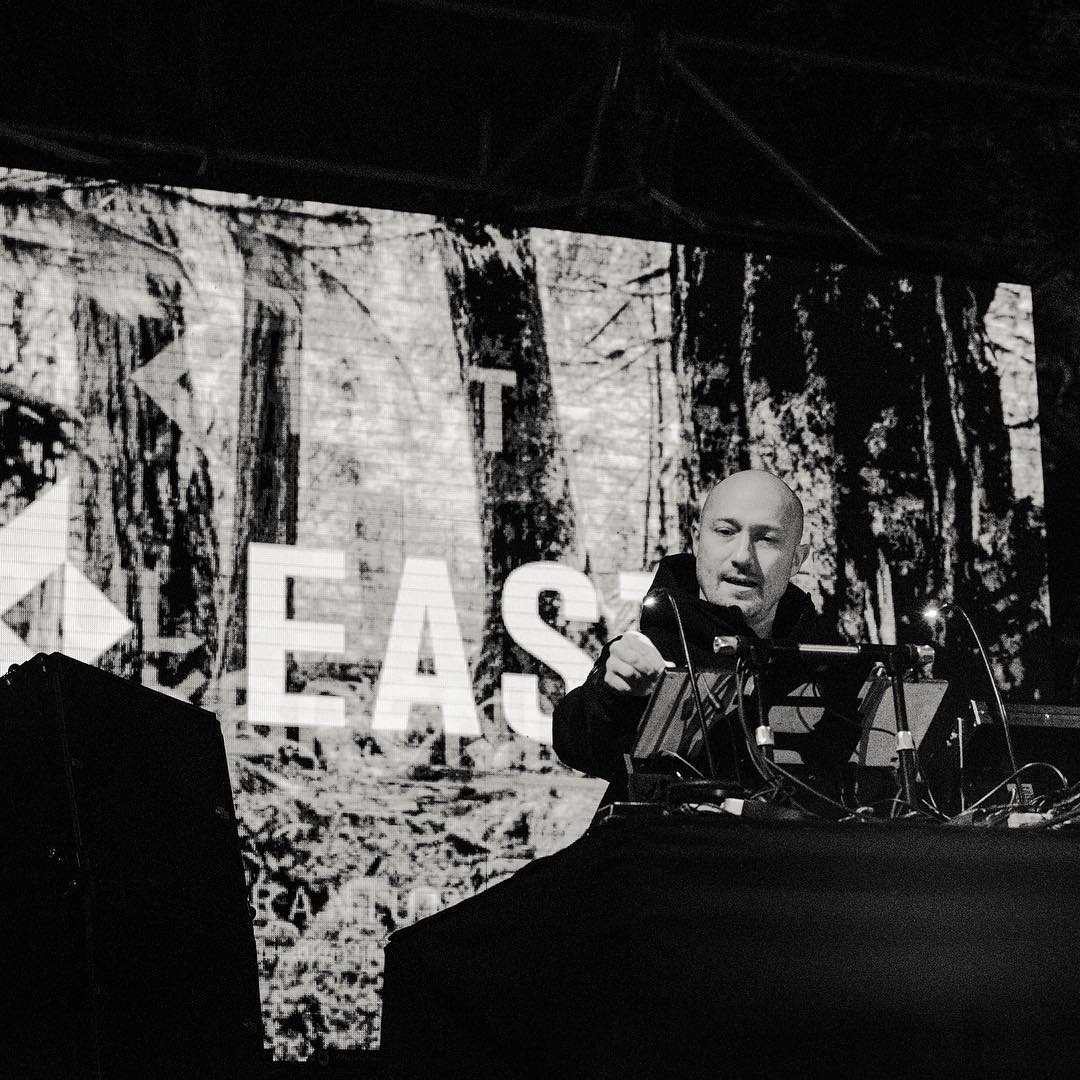 EAST__festival's tweet photo. @paulkalkbrenner at EAST Festival @EAST__festival 
“Electronic Art &amp; Sound Technologies” by Geranium life @Geranium_life 

Paul Kalkbrenner
Stephan Bodzin
Ame Innervisions
Agents Of Time
Asobitai
Manuel Tur
Michael Mayer
Hunter/Game

https://t.co/0k22VMhuQn https://t.co/V0Z8Wt5EHJ