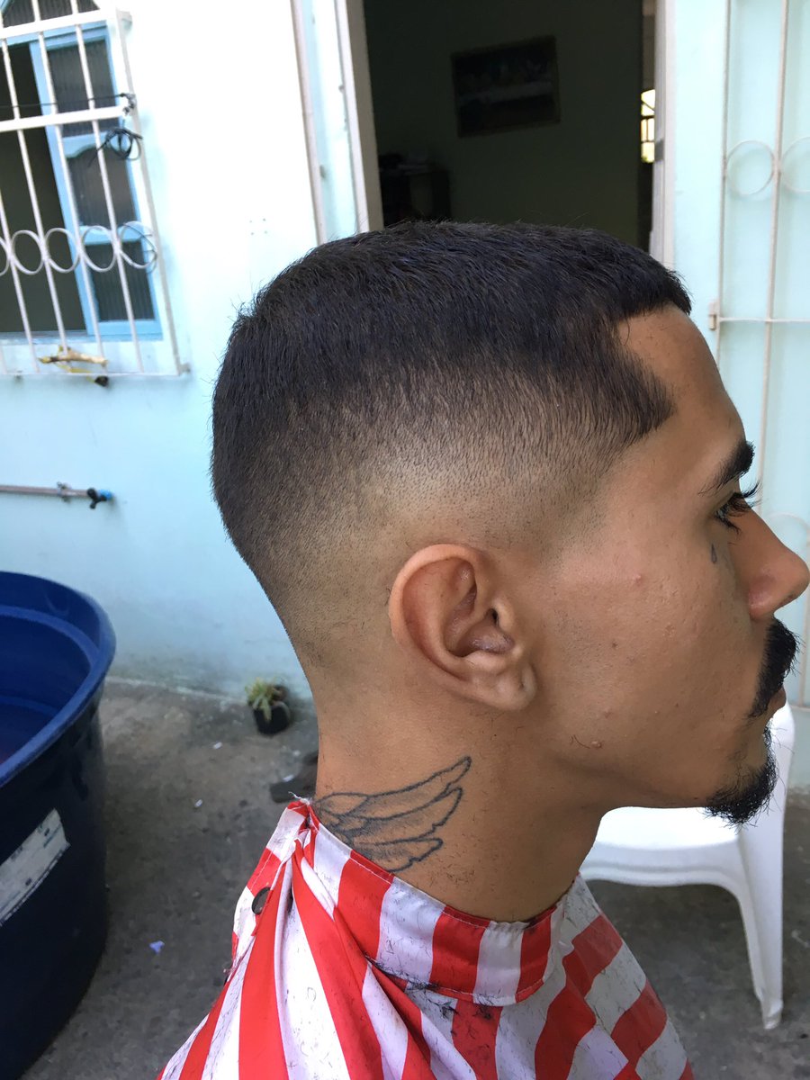 GGomes847's tweet photo. Mlk fiz o corte de scooby todo na TESOURA CHAPA OLHA ISSOOOOO SÓ PROGRESSO https://t.co/5Mg09Ysdc5