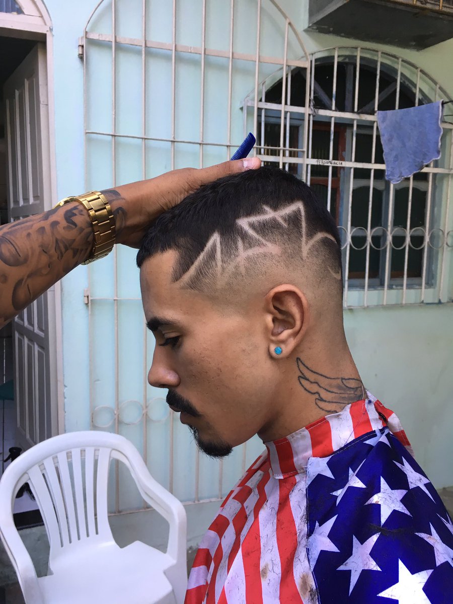 GGomes847's tweet photo. Mlk fiz o corte de scooby todo na TESOURA CHAPA OLHA ISSOOOOO SÓ PROGRESSO https://t.co/5Mg09Ysdc5