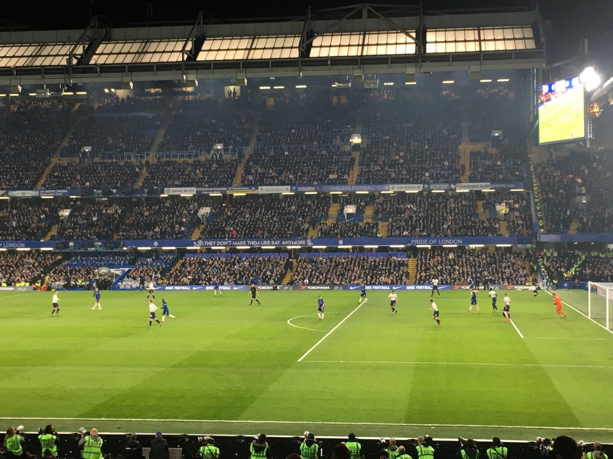 S3ood_MM's tweet photo. خل نفسك عزيزه دوم بالك تذلها 💙 (@ Stamford Bridge - @chelseafc for Chelsea vs Tottenham Hotspur in Fulham, Greater London w/ @eng_dari) https://t.co/R8CytTRPel https://t.co/Vt7U0H9TEu
