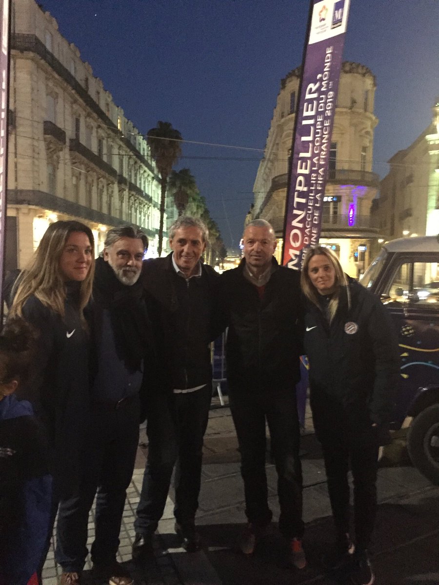 FeminineBall's tweet photo. Montpellier Féminine Horse Ball soutien de Montpellier ville de coupe du monde FIFA 2019 https://t.co/aDvLpoYGP8