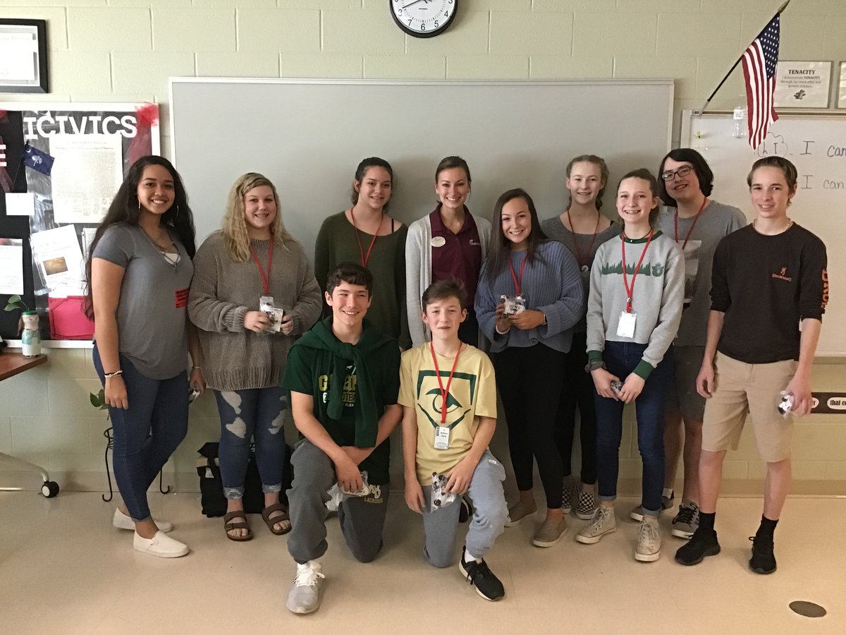MGMSiCivics's tweet photo. iCivcis/Chick-fil-A partnership - Ten amazing students were selected for the "top 10" and were interviewed by A. Petrilli based on their standout applications! Good luck to everyone for round #2!! @mgmgators #icivics/chick-fil-a https://t.co/xCAItRKLc7