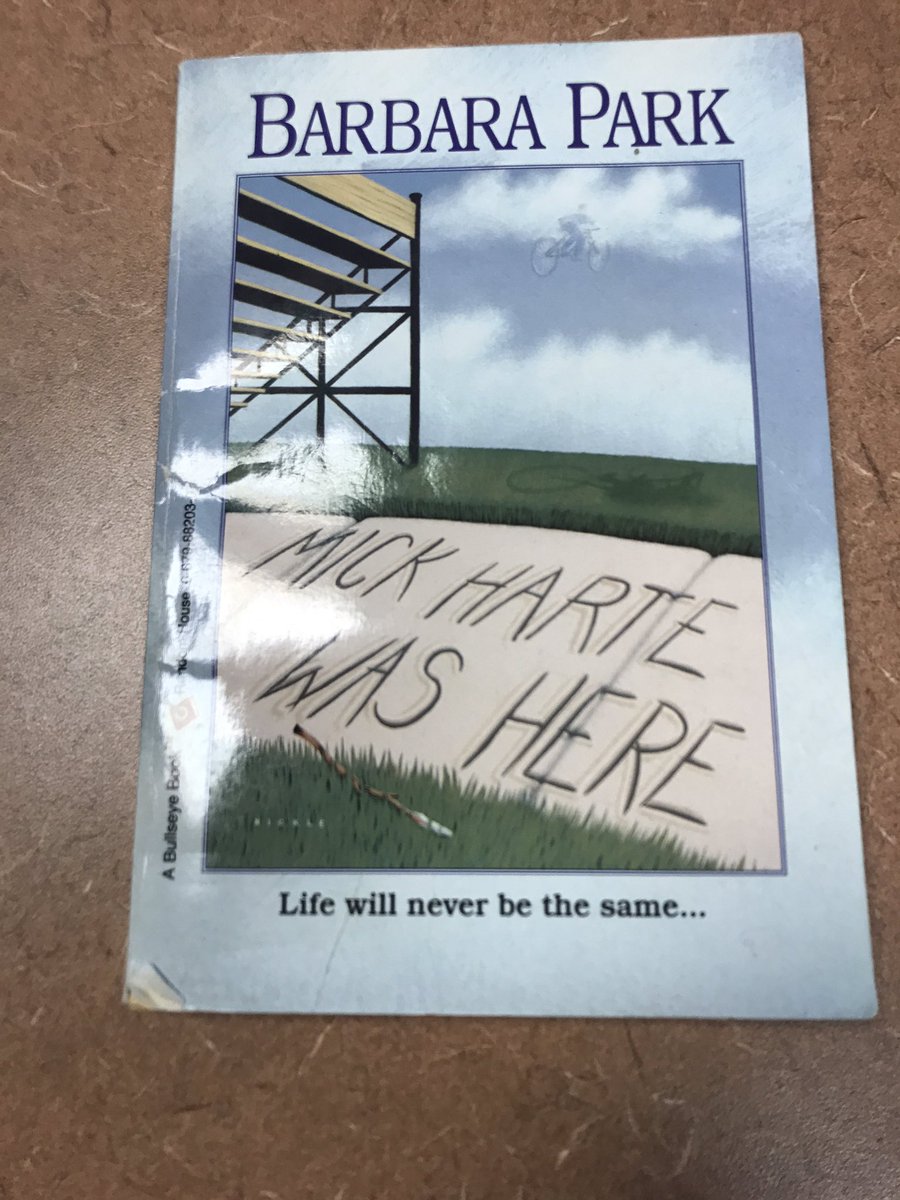 Are you up for the Book 🖤 challenge? Every day for 7 days post the cover of a book you love ~ no explanations, no reviews. Each day you post, challenge someone else to post 1 cover a day for a week.@SidelinkerQUEST