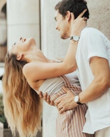 AmesBostonHotel's tweet photo. There's nothing like exploring a new city with that special someone. Photo by: @mikaylaswenson. #findyourboston https://t.co/8vkYWQnm4O