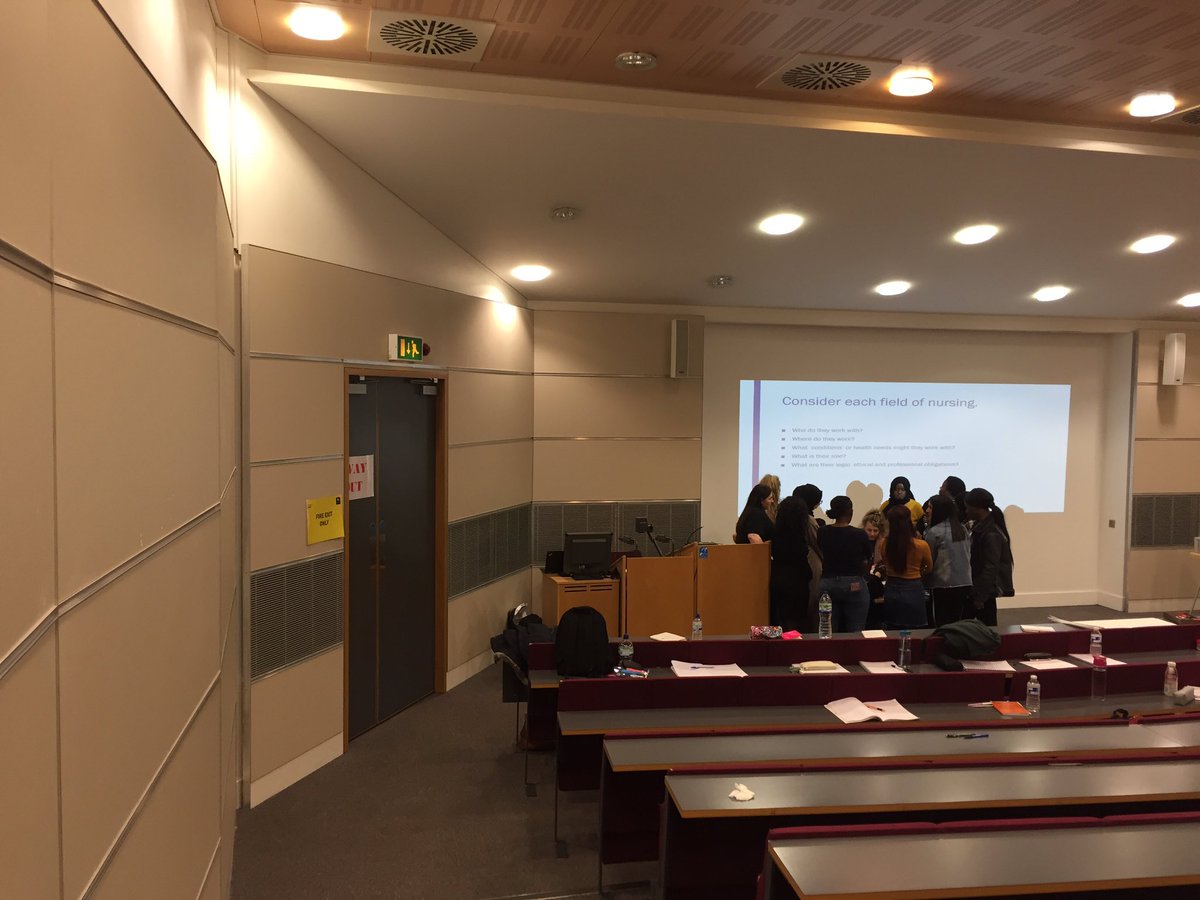 amd4_ann's tweet photo. I’m proud of the group’s today who got down to the task and worked well as groups⭐️⭐️👏🏽👏🏽 @RTP_BCU #PVAS #learningnursing #teamworking https://t.co/hDyYPeRTRt