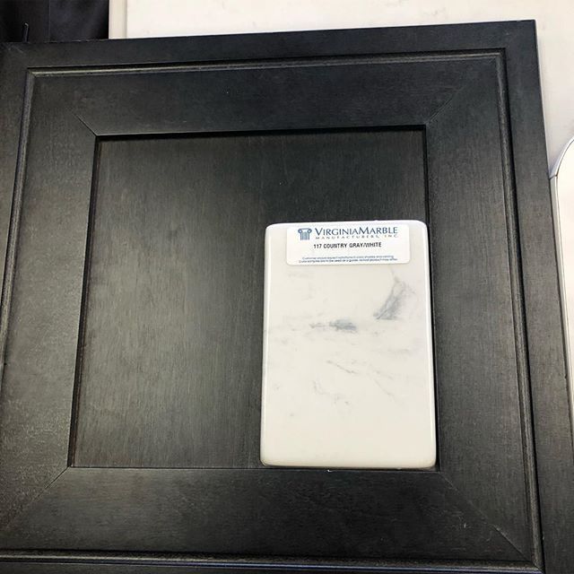 MorningTempest's tweet image. Just Pinned to Instagram Photos: The cabinets have been ordered! We have these beautiful black cabinets in our new kitchen coming! And we  then so much we are adding them to the master bathroom too! Thats the counter for the vanity. #buildingahome #newco… ift.tt/2GQ6cJ0