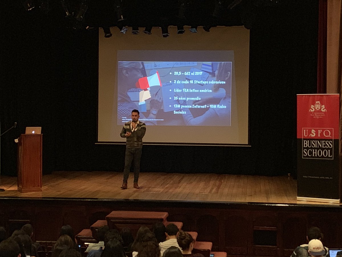 micamoncayo16's tweet photo. "Un start up es una montaña rusa" Christian Jativa #ZeroToHeroMkt #USFQMarketeers https://t.co/rduuCw4buV