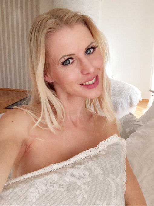 Such a lovely day today :-* https://t.co/AS3ip6Gh3T<a href="/tag/italy"class="tags"><span>#italy</span></a><a href="/tag/greek"class="tags"><span>#greek</span></a>