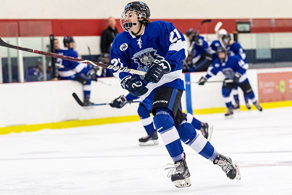 NAPHL's tweet photo. #NAPHL Advancement Alert: @WenatcheeWolves forward Owen Miley has signed an @NAHLHockey tender agreement with @mudbugshockey #ExposureRedefined https://t.co/yOShRUWFES https://t.co/sBcJ4EsA8h