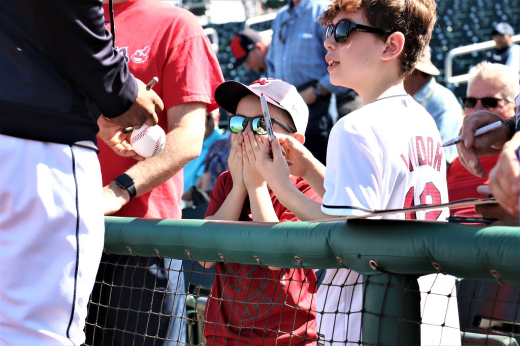 GoodyearBP's tweet photo. The feeling when your favorite player signs for you https://t.co/ajjJZuKcRJ