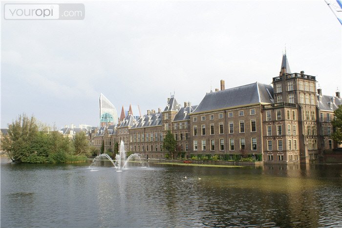 Youropi's tweet photo. Den Haag is een stad met koninklijke allure, een bijzonder tintje dat je in de gehele stad terugziet. Check het op https://t.co/jpHGiuyjk2 https://t.co/NBZCekEFz8
