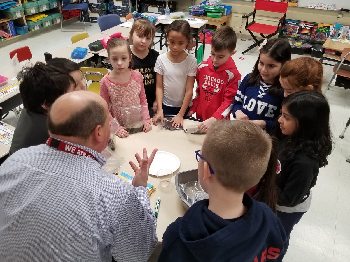 Mrs. Bognetti tweet media