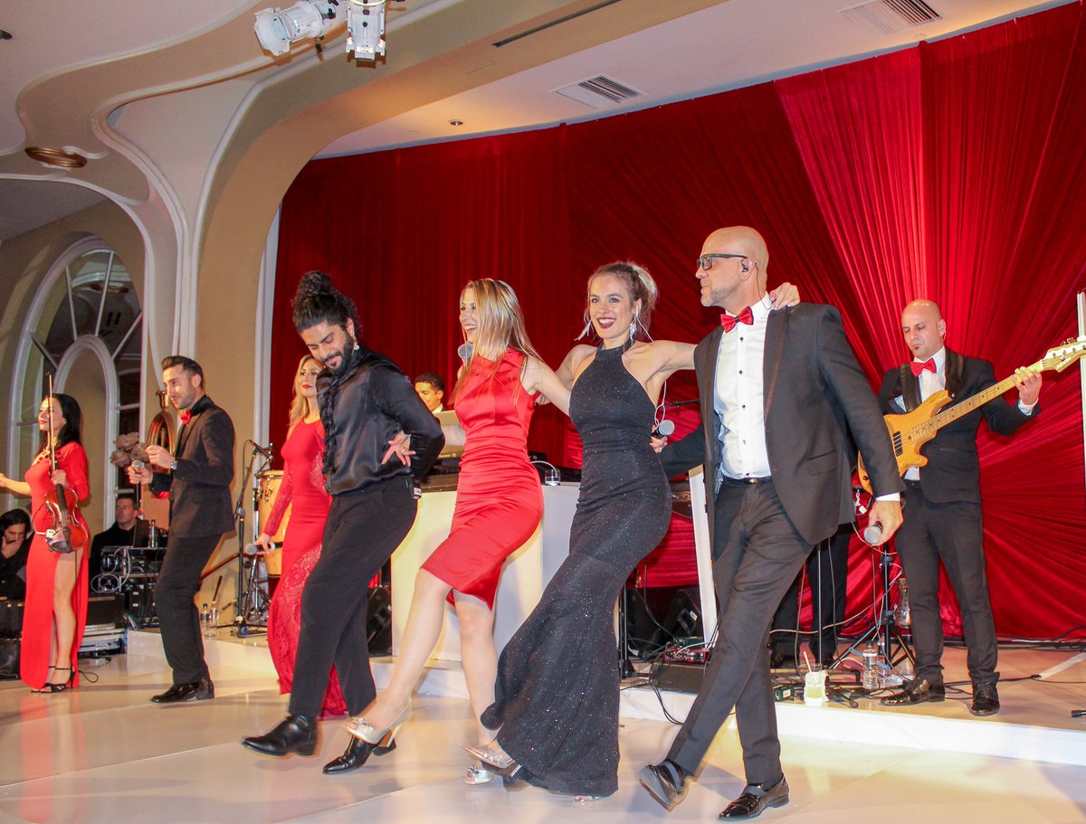 LIVentgroup's tweet photo. @rouge_dance_band + @bevhillshotel = the perfect Bar Mitzvah 😍      

Planner: @eventsbygoli | Venue: @bevhillshotel | Entertainment + Dance Band: @liventgroup

#LIVRouge #Rouge #International #InternationalBand #InternationalLiveBand #Orchestra #MoTown #Funk #Pop #Top40s #Latin https://t.co/v7kBRU4ltG