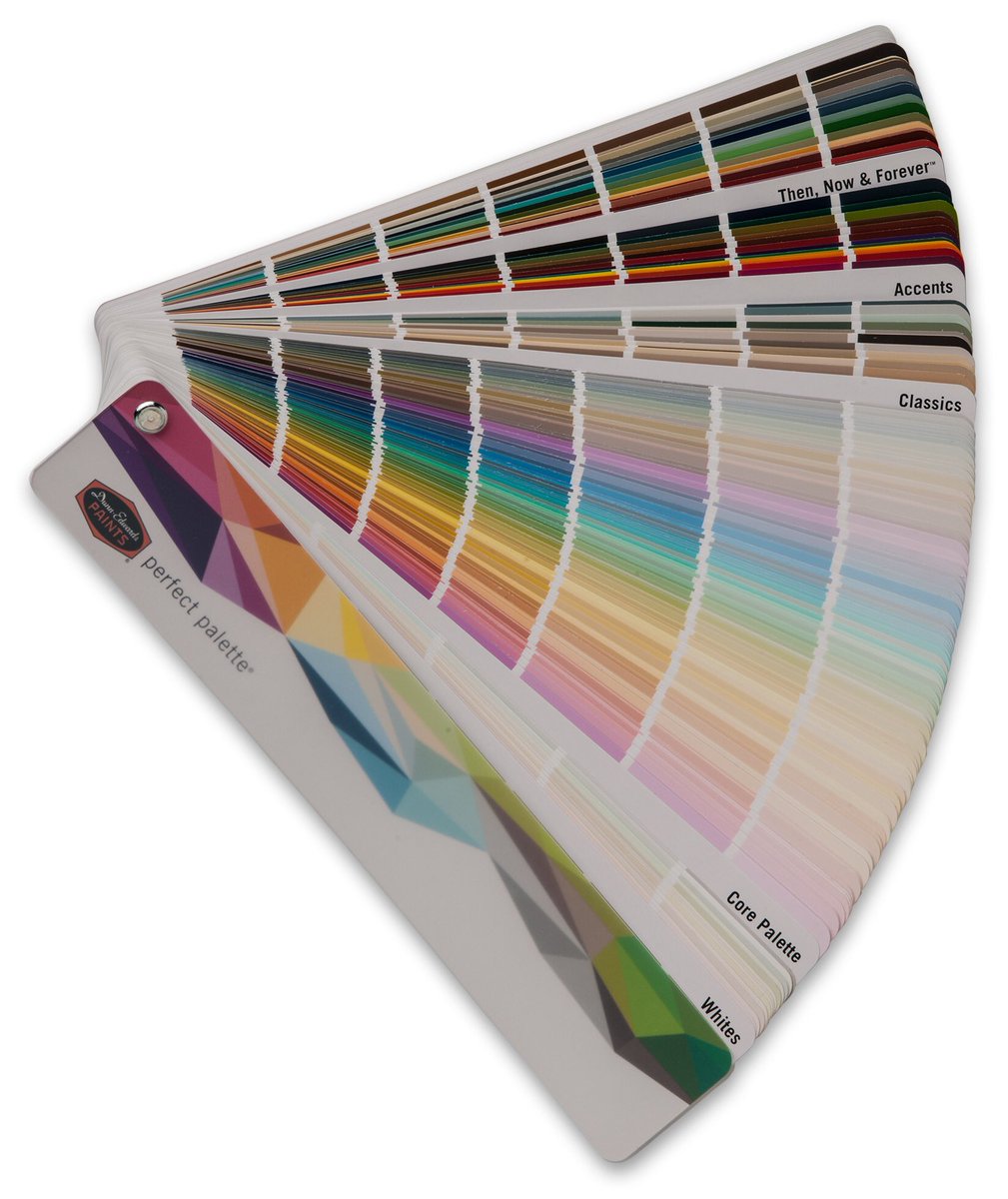 ColorSimplified's tweet image. Whatever you do, don’t select paint colors by looking at paint chips or fan decks. There’s a reason why Color Specialists exist. There’s so much more to it. Hiring a professional makes absolute sense. Let me know how I can help you. #paintselection #color #interiors #exteriors