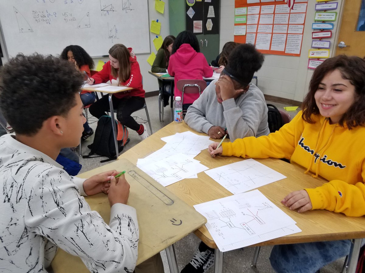 MoniqueRM86's tweet photo. #FANTASTIC #Alg1 The desire to succeed is thriving in #Rm202 @WWHSWizardPride #MaynardMath So proud of the students who want to be better mathematicians and so grateful to peer tutors for sharing their expertise. https://t.co/lfkHZV37uh