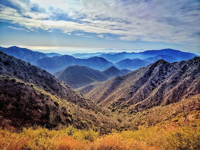 Shot on the Strawberry Peak Trail in the San Gabriel Mountains of Southern California.

#nexus6p #snapseed #California #californiaadventure #strawberrypeaktrail #strawberrypeak #losangeleshiking #LosAngeles #abovethemountains #beautifulcalifornia #golden… ift.tt/2VpqAUm